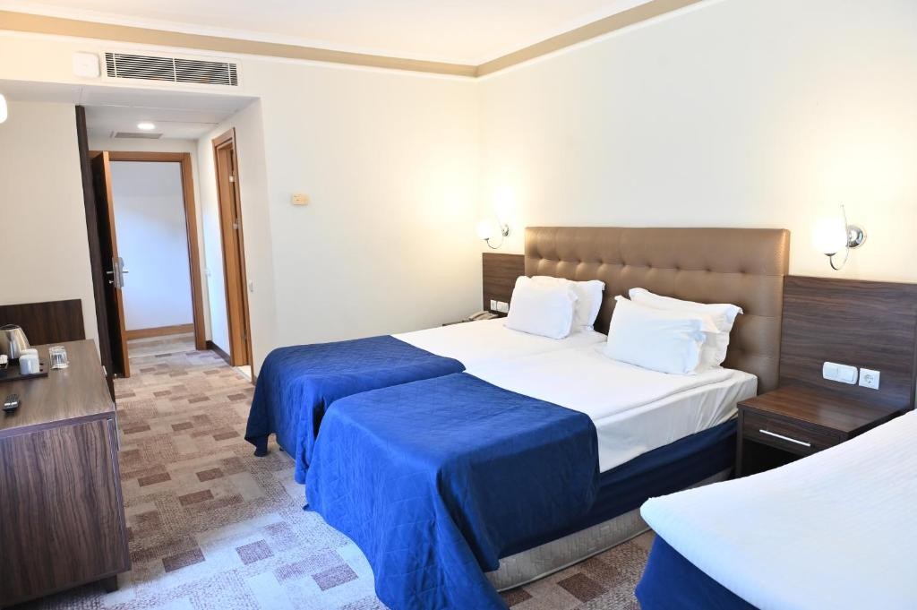 PINE BEACH BELEK