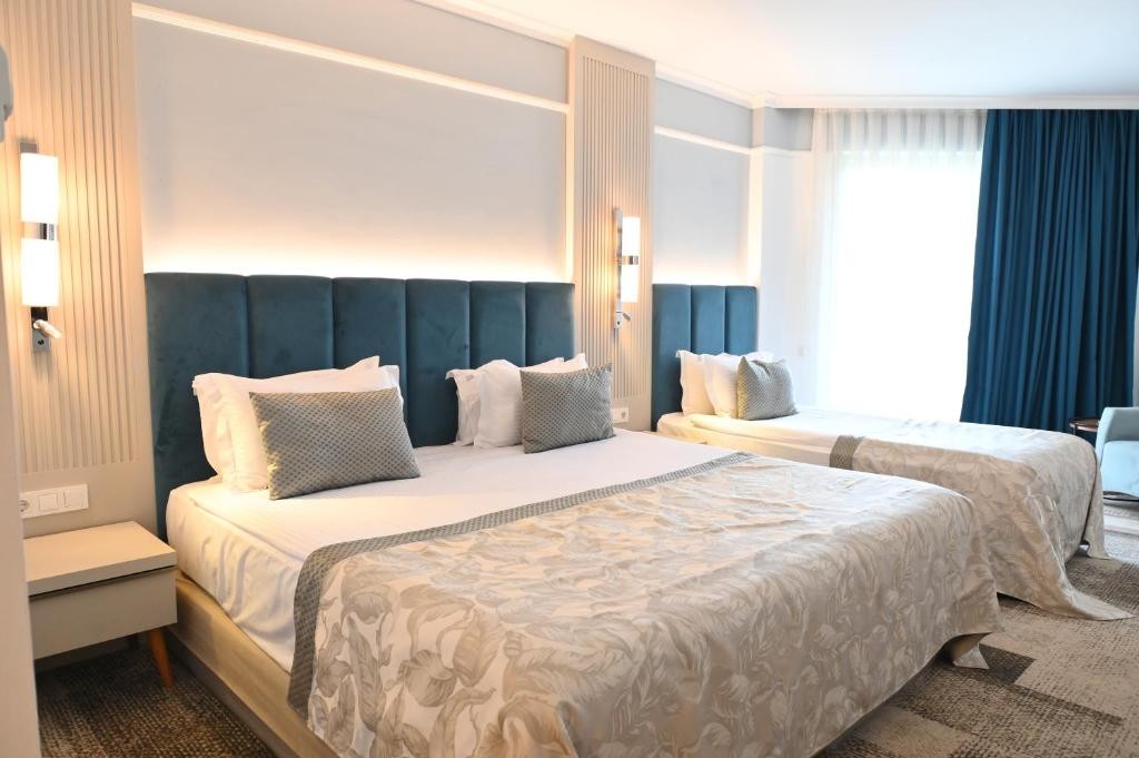 PINE BEACH BELEK