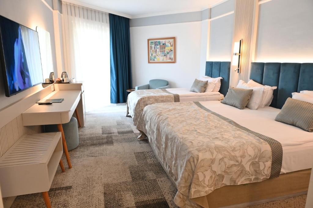 PINE BEACH BELEK