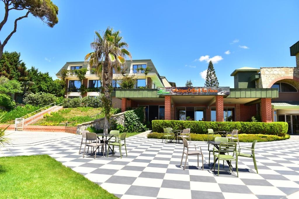 PINE BEACH BELEK