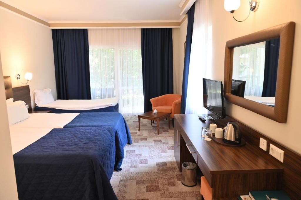 PINE BEACH BELEK