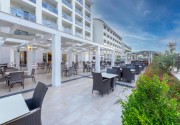 PORT RIVER HOTEL