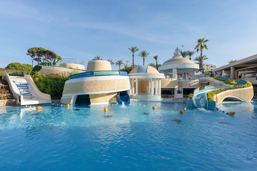 LIMAK ATLANTIS HOTEL