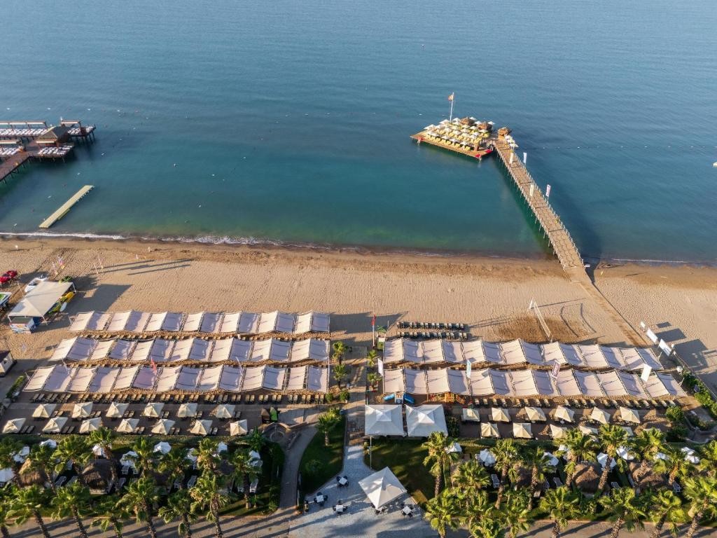 LIMAK ATLANTIS HOTEL