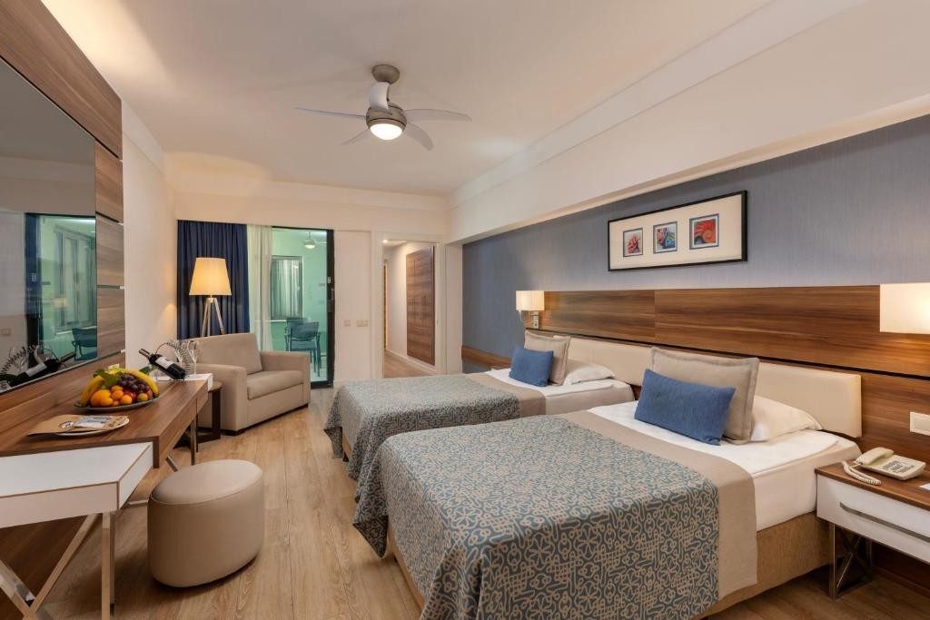LIMAK ATLANTIS HOTEL