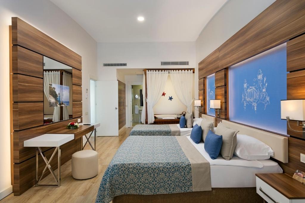 LIMAK ATLANTIS HOTEL