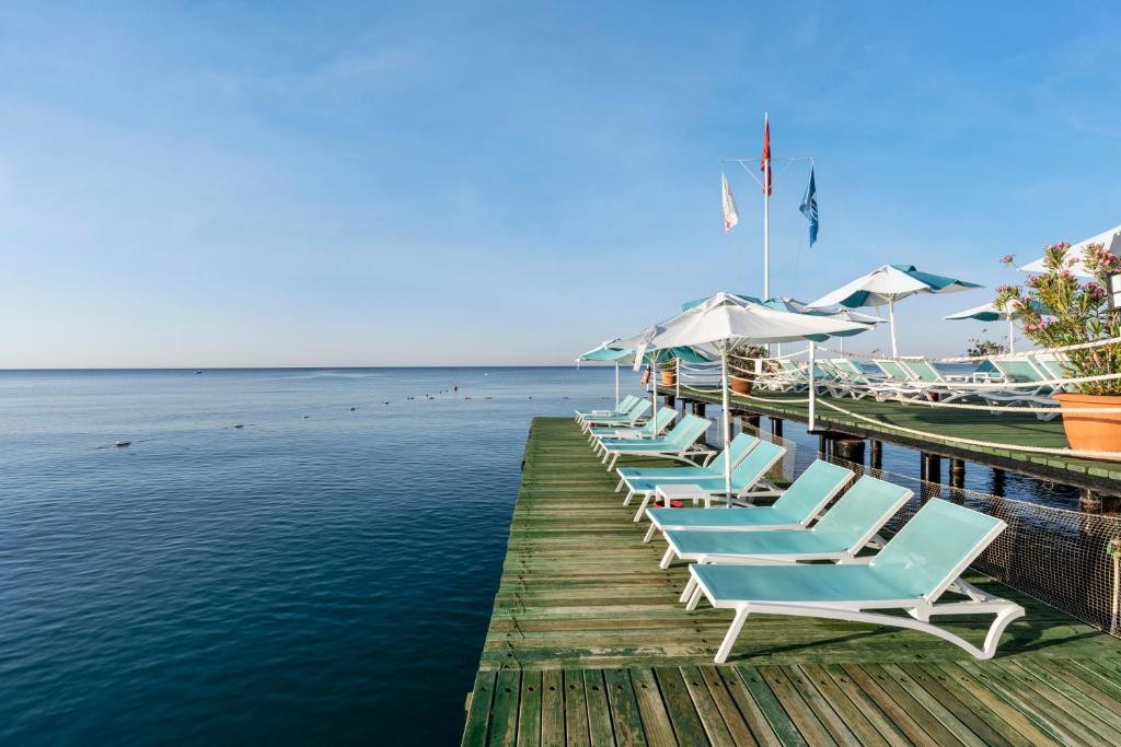 LIMAK LARA DELUXE HOTEL