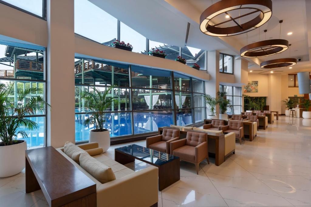 LIMAK LARA DELUXE HOTEL