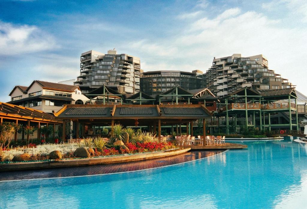 LIMAK LARA DELUXE HOTEL