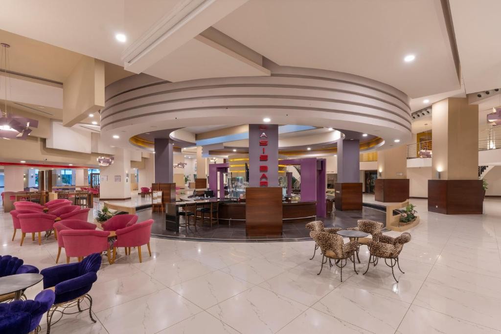 LIMAK LARA DELUXE HOTEL