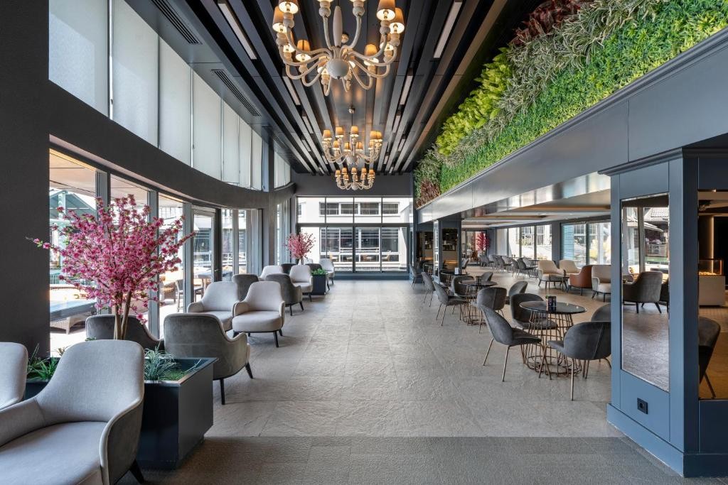 LIMAK LARA DELUXE HOTEL