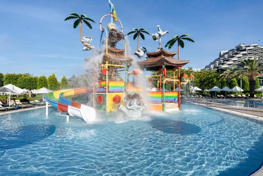 LIMAK LARA DELUXE HOTEL