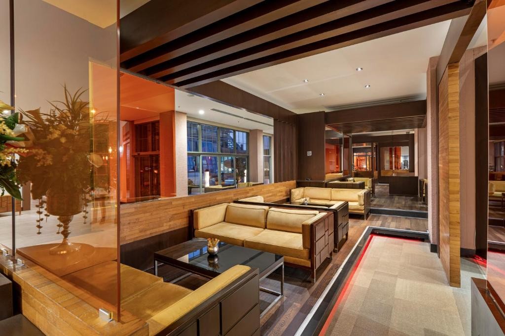 LIMAK LARA DELUXE HOTEL