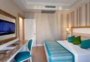 KARMIR RESORT & SPA