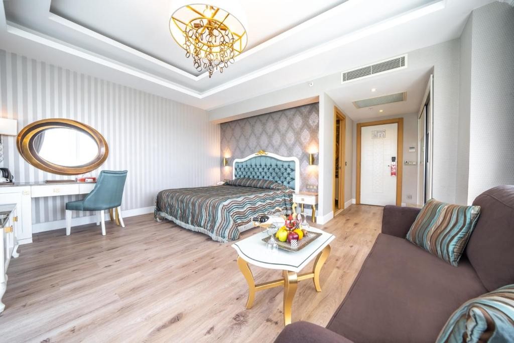 KARMIR RESORT & SPA