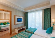 KARMIR RESORT & SPA