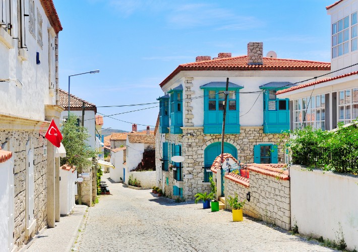 Почивка в Егейска Турция с полет до Измир