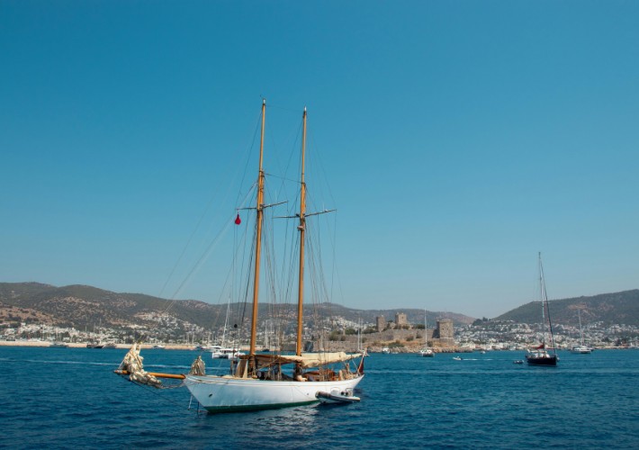 Почивка в Егейска Турция с полет до Измир